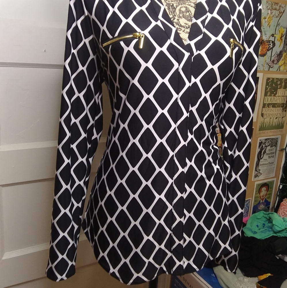 Blouse - Picture 4 of 12